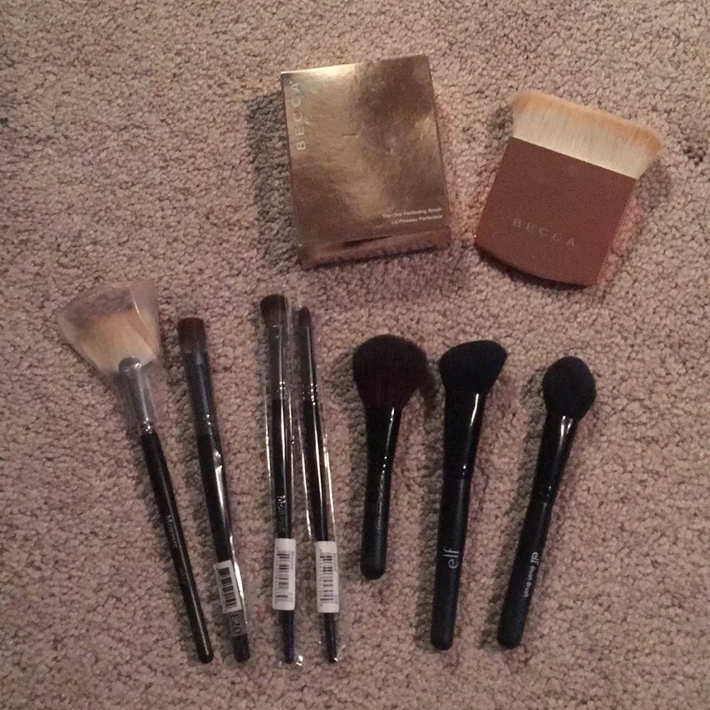 Brush Bundle 6brushes total.Mac,morphe,Becca,elf